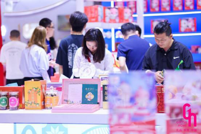 幕 2025深圳礼品家居展开展不朽情缘电子游戏礼业旗舰盛会启(图4)
