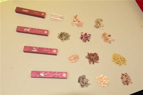 城市礼物北京同仁堂香品走进大众不朽情缘电子游戏从合香古方到(图2) 城市礼物北京同仁堂香品走进大众不朽情缘电子游戏从合香古方到(图2)